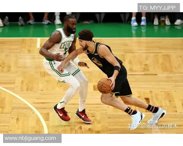 勇士与凯尔特人激战正酣精彩瞬间回顾与分析 勇士与凯尔特人激战正酣精彩瞬间回顾与分析