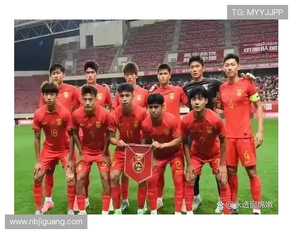 足球明星签名造假事件揭露体育界黑幕引发广泛关注与讨论